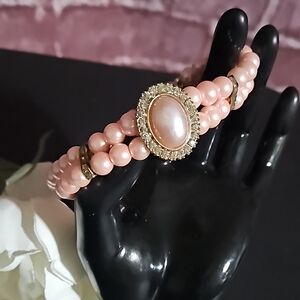 Elegant 🎁 Adjustable Pink Bauble Bracelet
